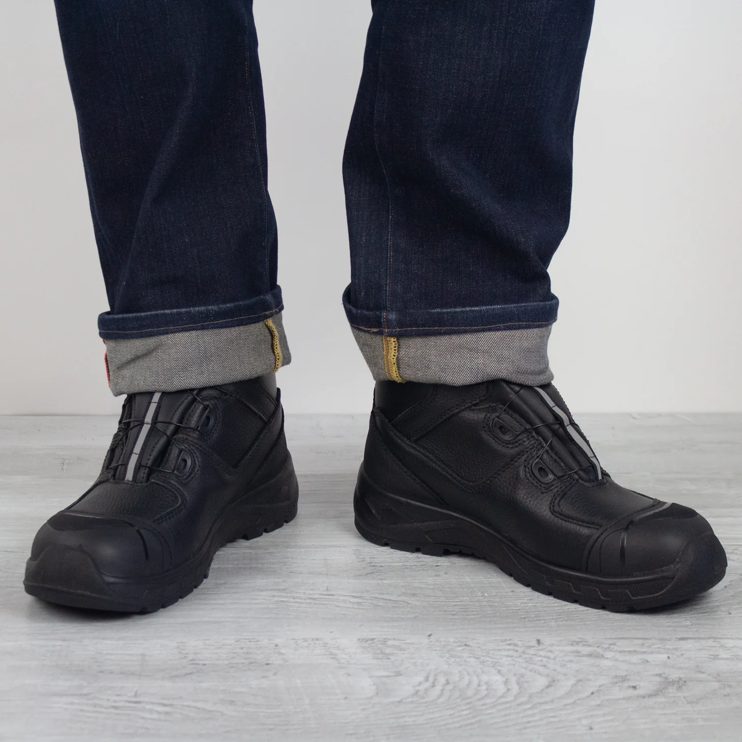 Malakit S3 Unisex Safety Boot in Black - Image 4