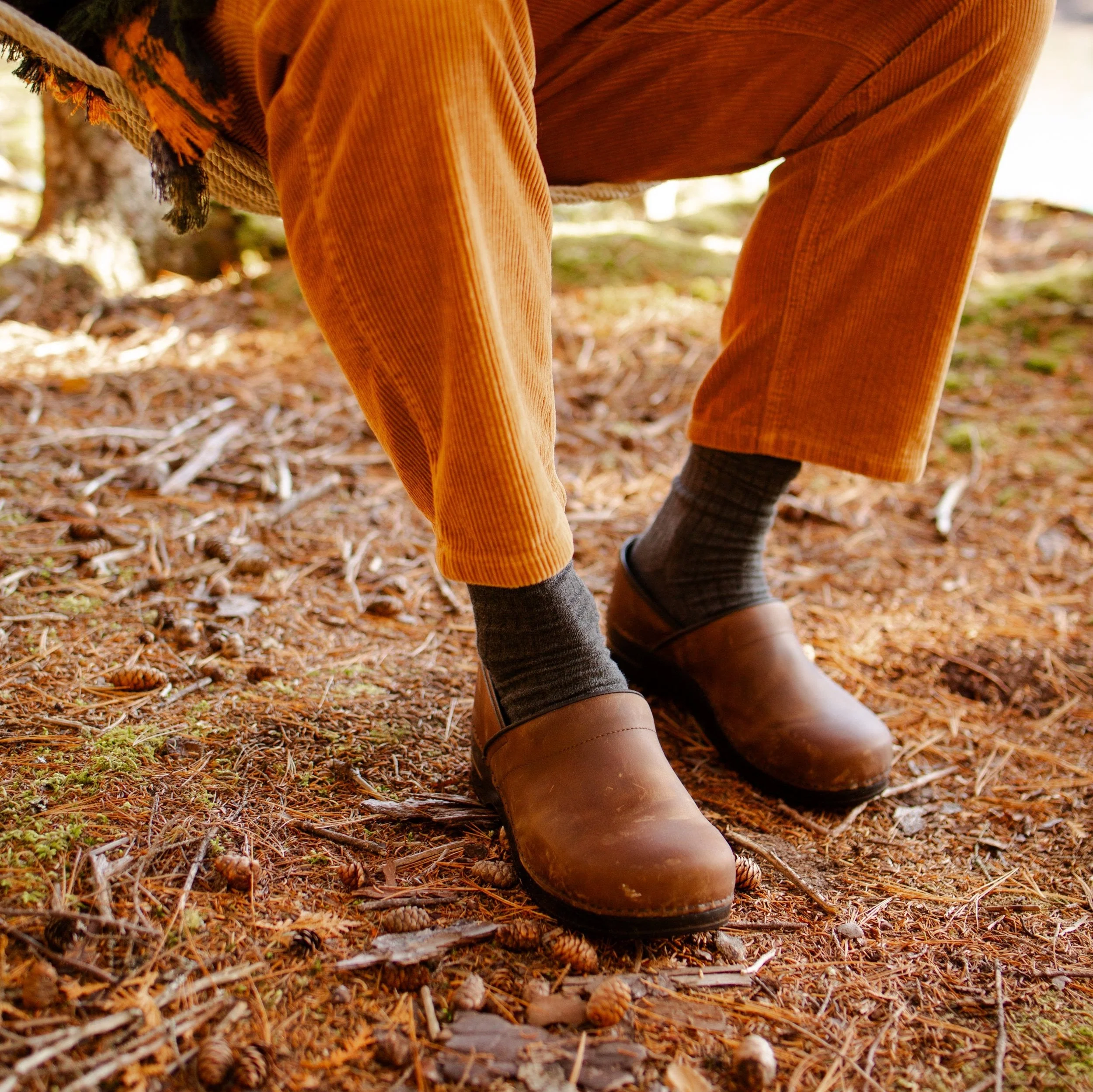 Pro. Oiled Leather Men's Clog in Antique Brown - Image 3