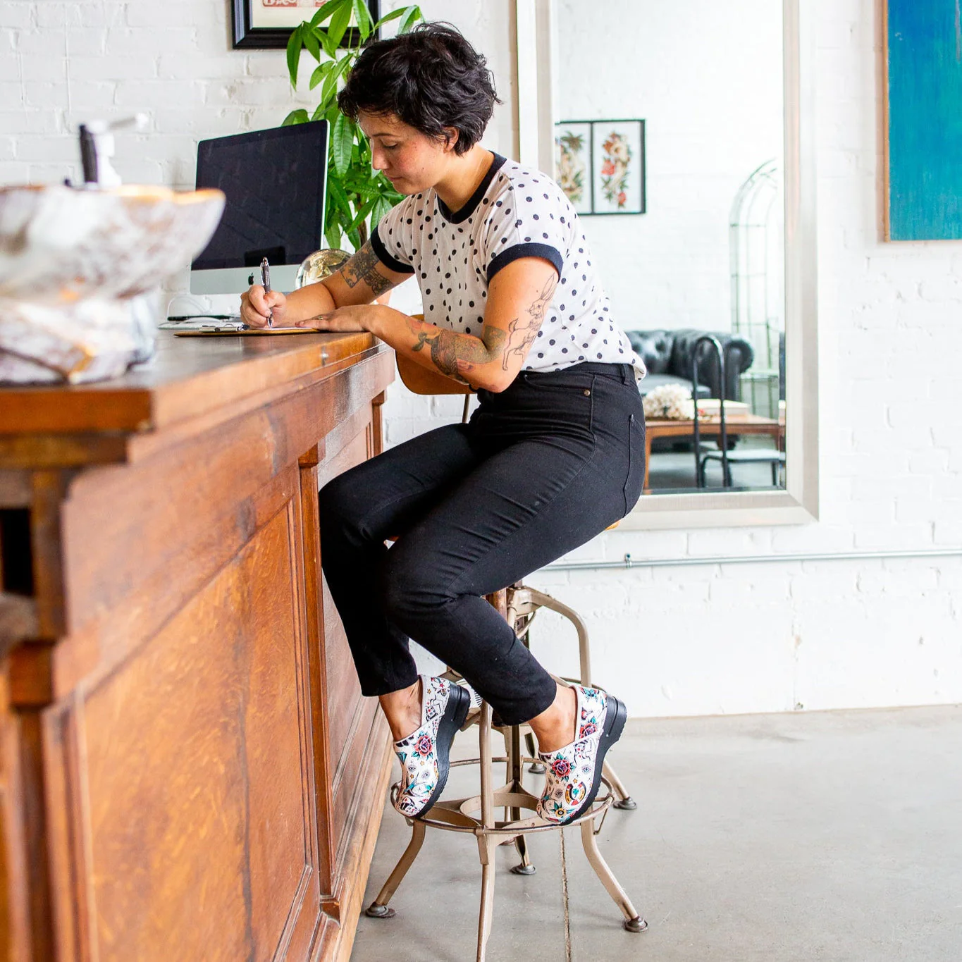 Rockabilly Women's Clog in White - Image 4