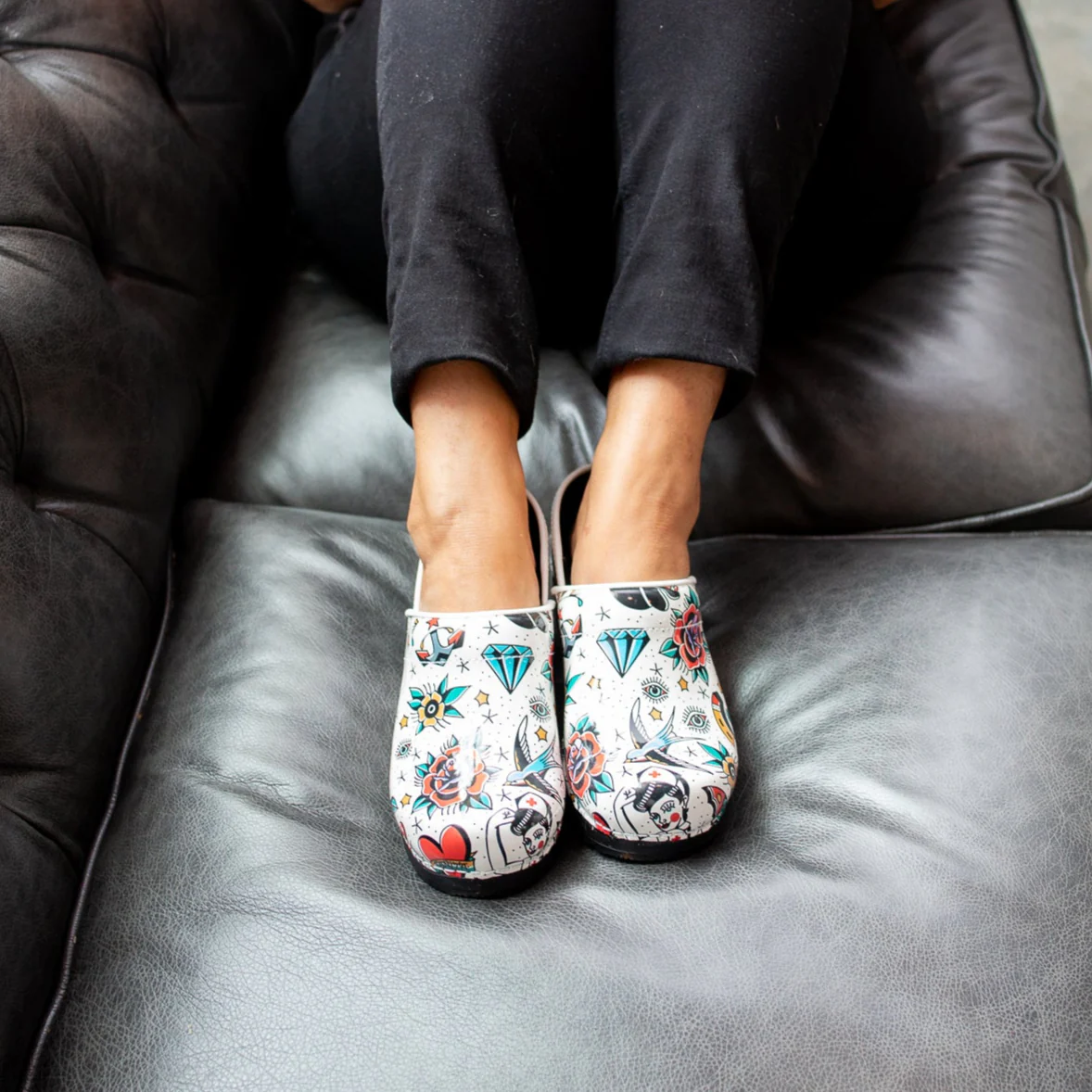 Rockabilly Women's Clog in White - Image 5